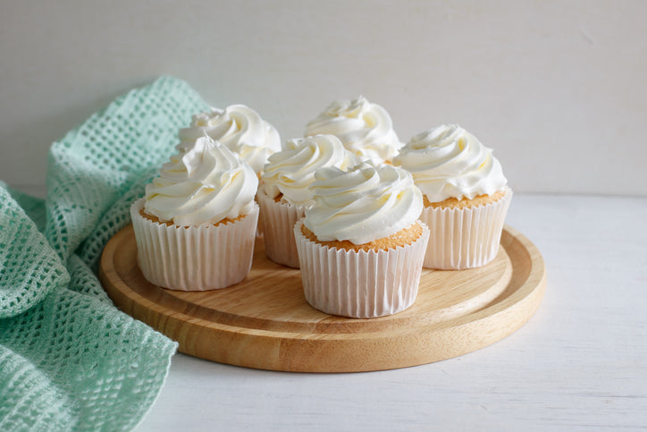 KETO Vanilla Cupcakes & Buttercream Icing